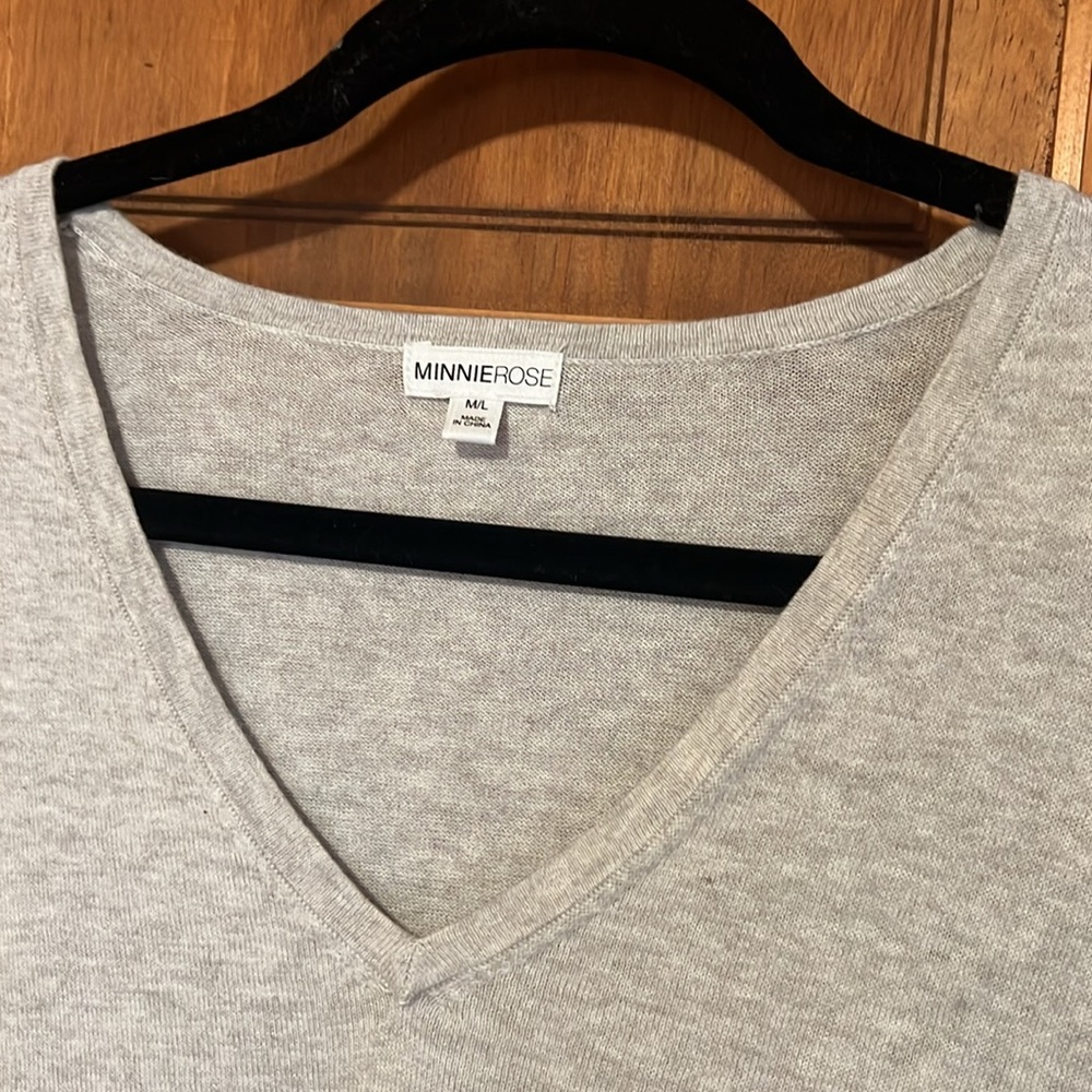 Minnie Rose Size M/L Beige Top - Picture 3 of 6